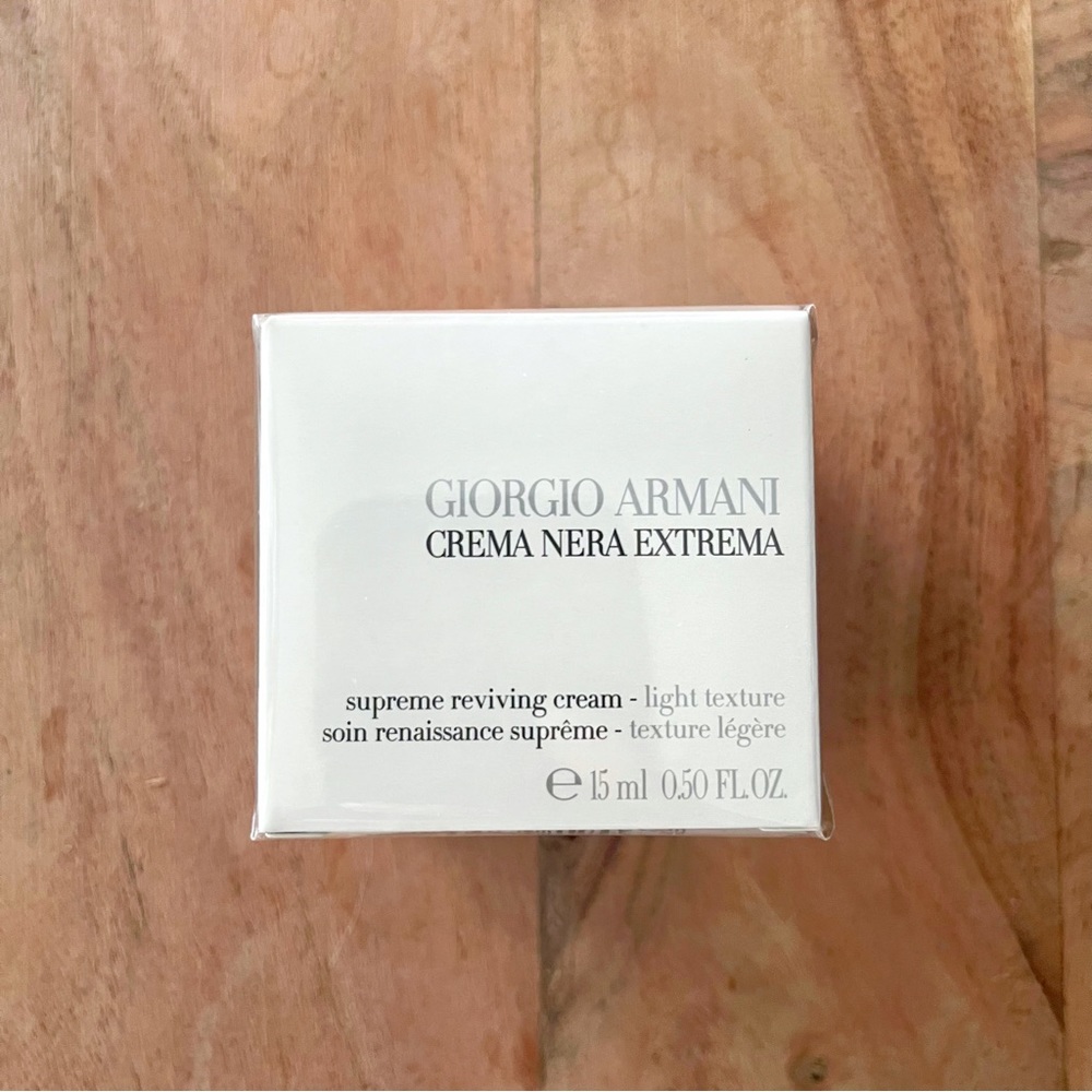 Armani Crema Nera Light
